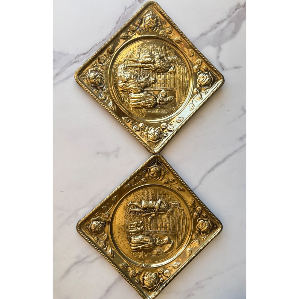 Vintage World Gift Brass Wall Hanging Plates Pair Handmade in England Embossed